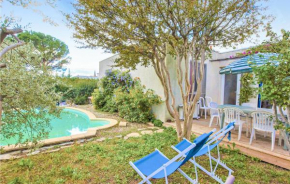 Stunning home in Avignon with Outdoor swimming pool, WiFi and 4 Bedrooms